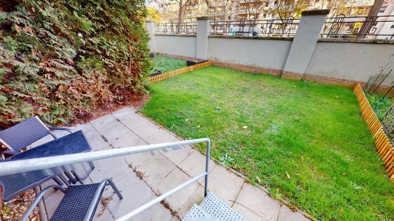 Sweethome - Business-Apartment Mit Kueche, Terrasse, Stellplatz Magdeburg Zewnętrze zdjęcie